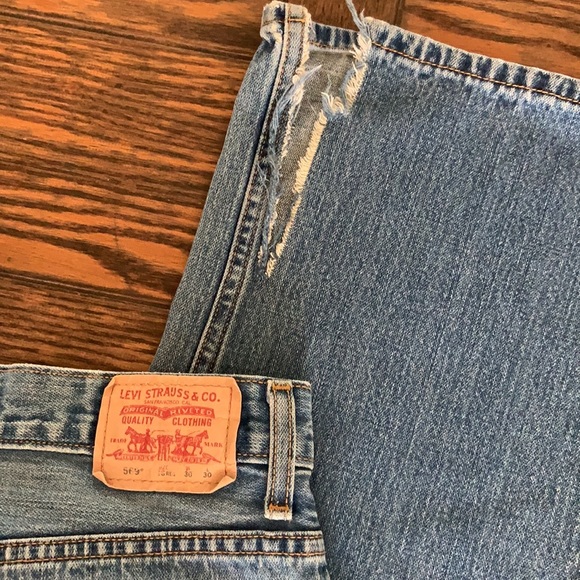 Levi’s 569 30x30 size 18 Reg - Picture 15 of 16